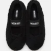 Ballerinasko i svart shearling Ballerinasko i svart shearling