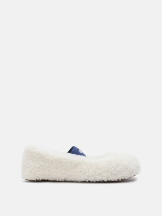 Hvite ballerinasko i shearling