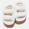 Hvite sandaler i shearling Hvite sandaler i shearling