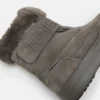 Junior Park Strap antrasittfargede suede-støvler Junior Park Strap antrasittfargede suede-støvler
