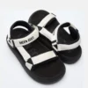 Super Sandal svart og hvit